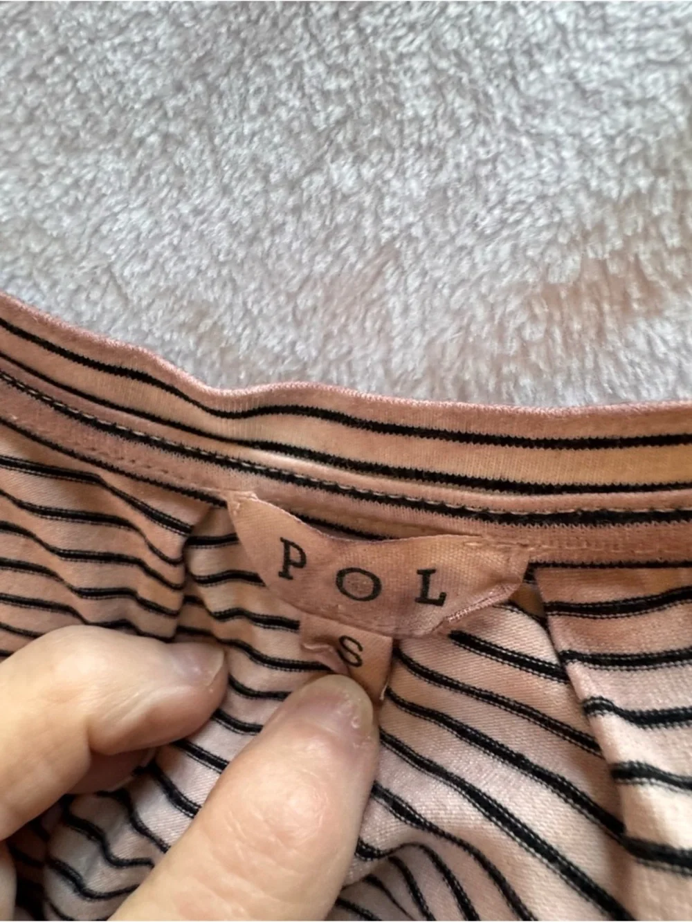 POL Pink & Black Intentionally Distressed Striped V-Neck Short Sleeve Tee NWOT - Picture 2 of 5